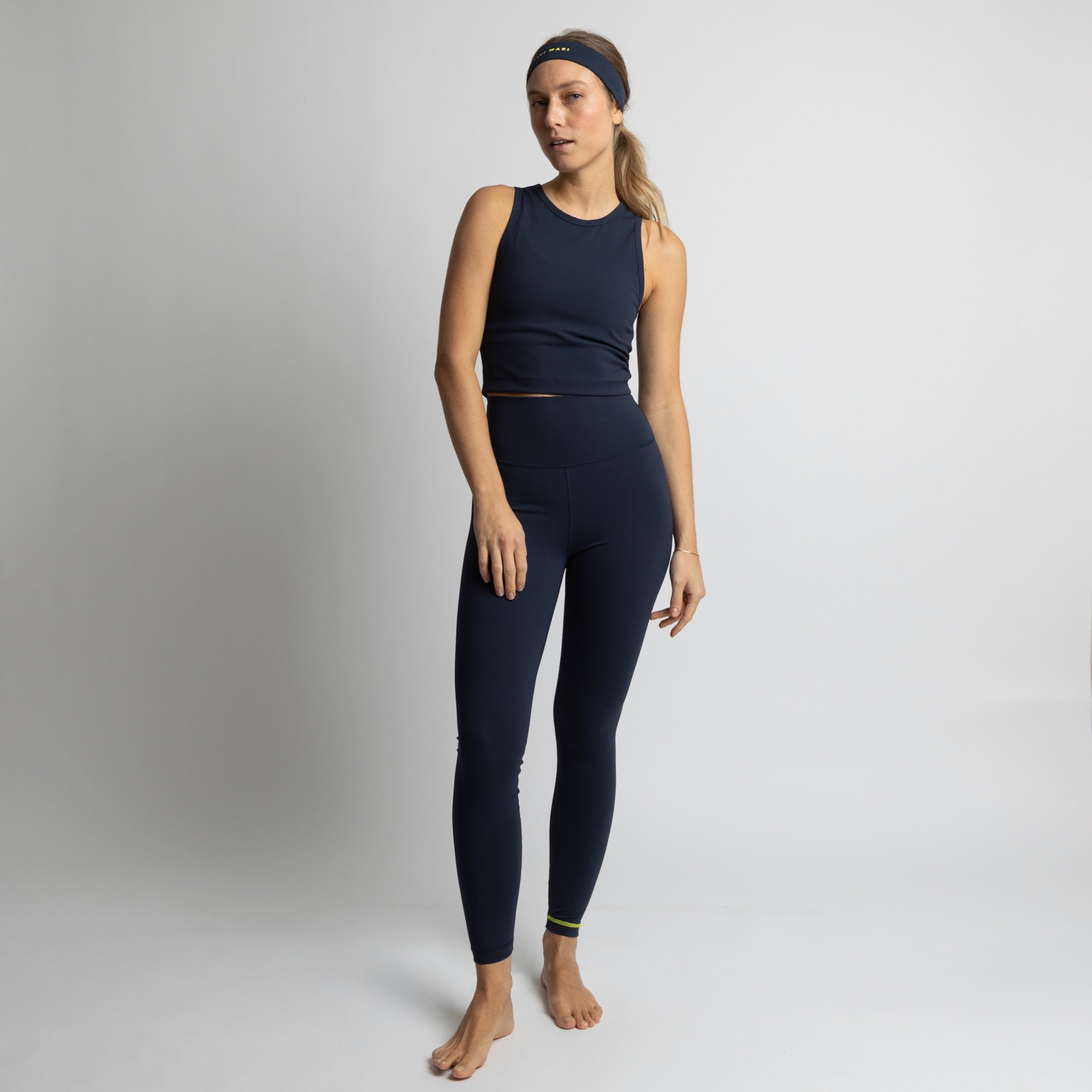 Activewear Top cropped navy - VIVI MARI