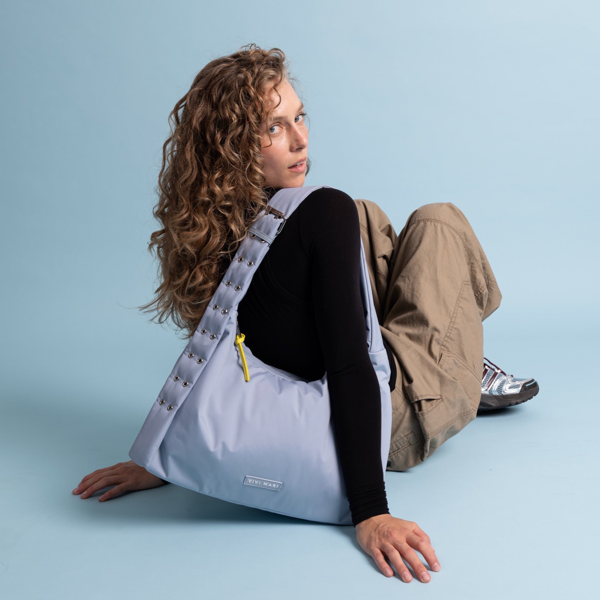 Buckle Bag medium - ash blue - VIVI MARI