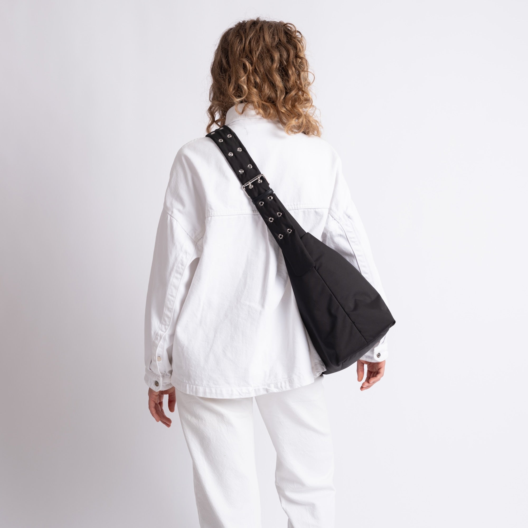 Buckle Bag medium - black - VIVI MARI