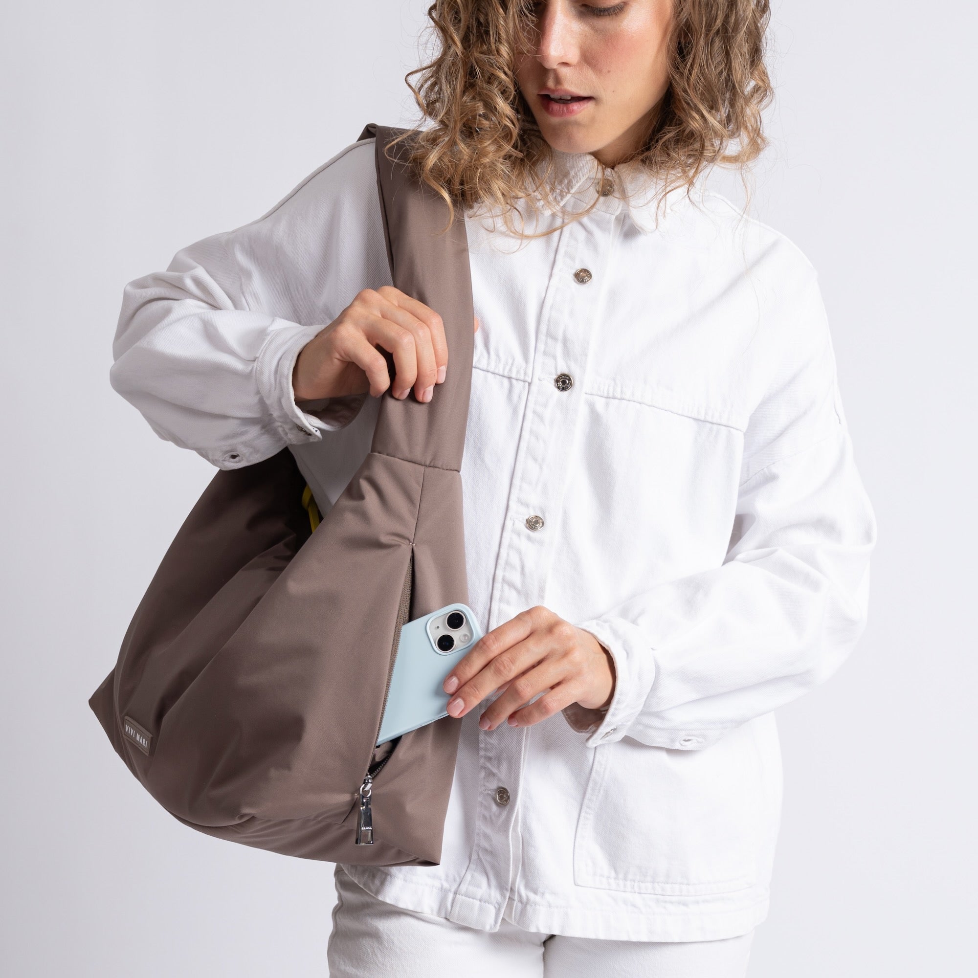 Buckle Bag medium - dark mushroom - VIVI MARI