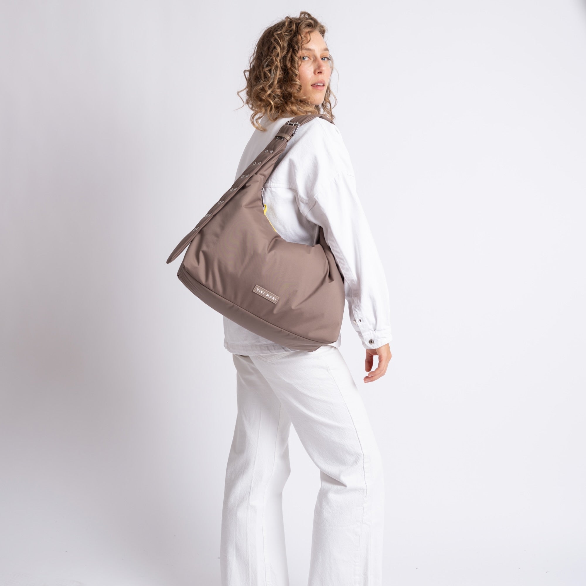 Buckle Bag medium - dark mushroom - VIVI MARI