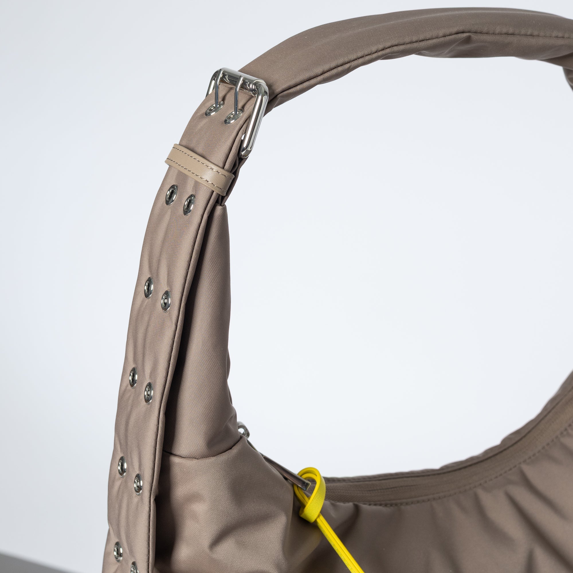 Buckle Bag medium - dark mushroom - VIVI MARI