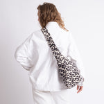 Buckle Bag medium - leo splashes black/sand - VIVI MARI
