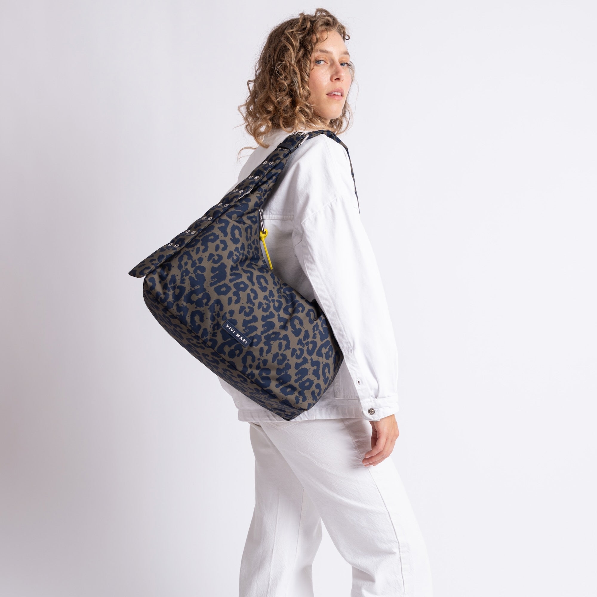 Buckle Bag medium - leo splashes navy/olive - VIVI MARI