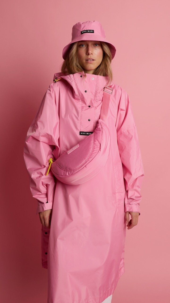 VIVI MARI<br>x<br>BUUSENKOLLEKTIV