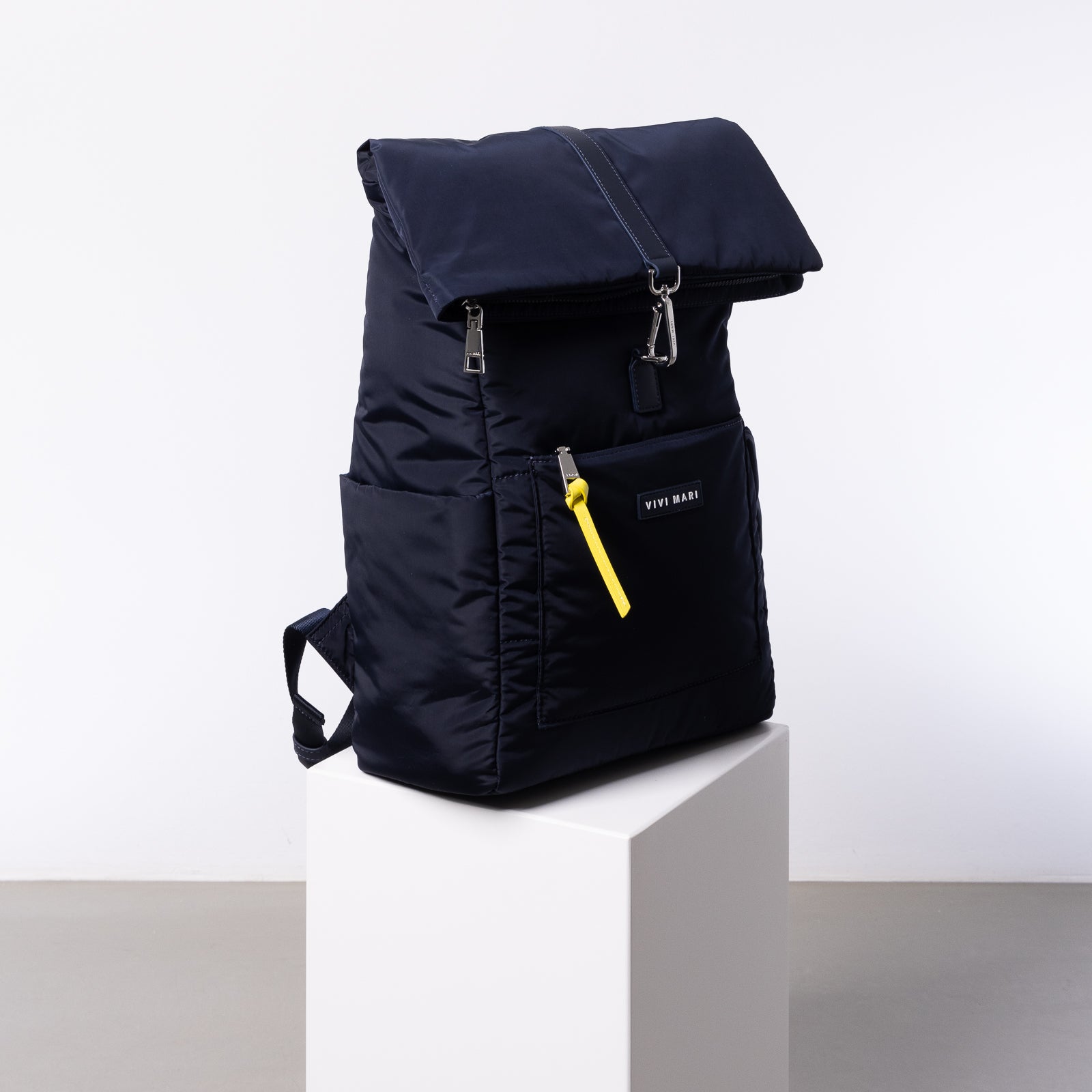 Padded Backpack medium - navy - VIVI MARI