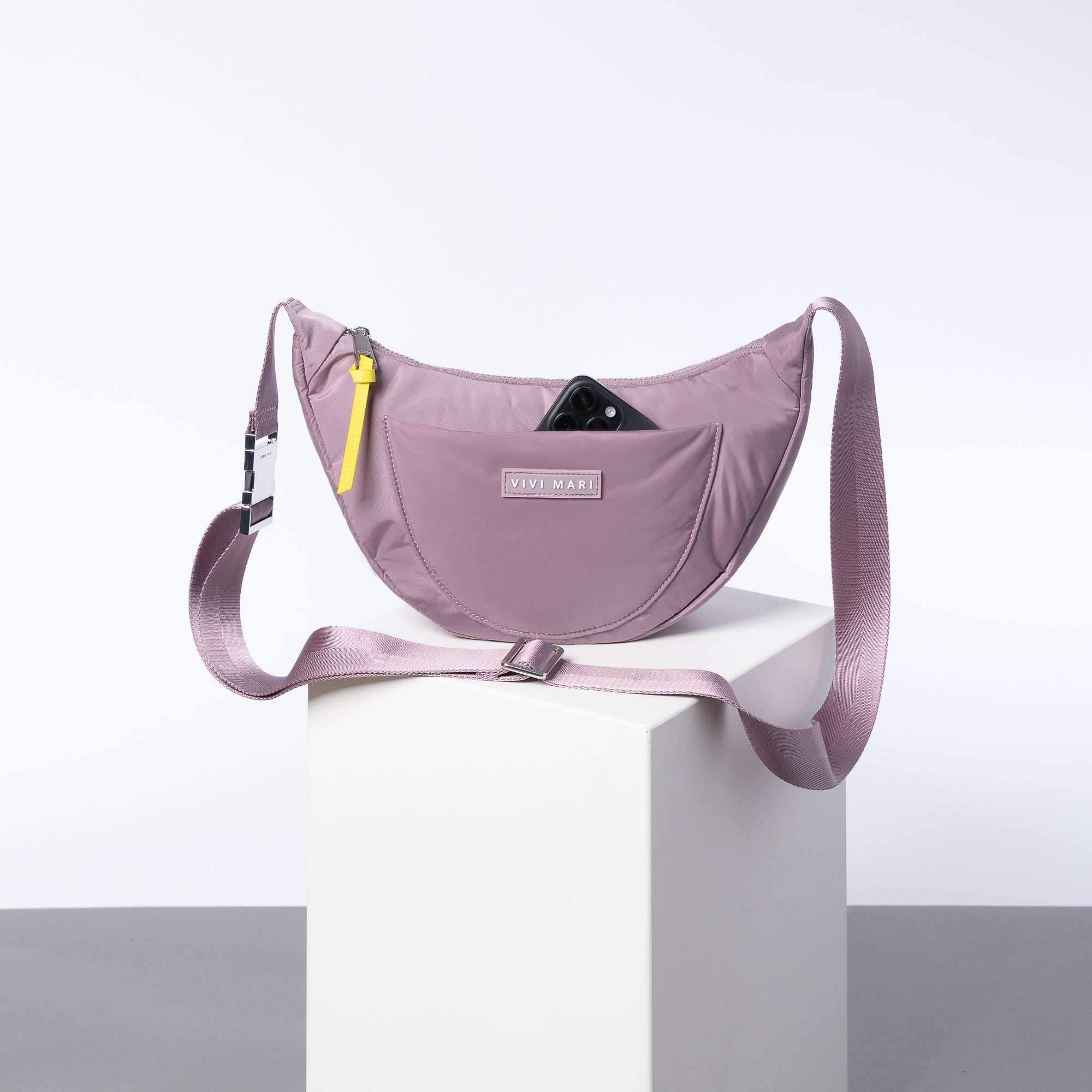 Padded Hip Bag medium - ash plum - VIVI MARI