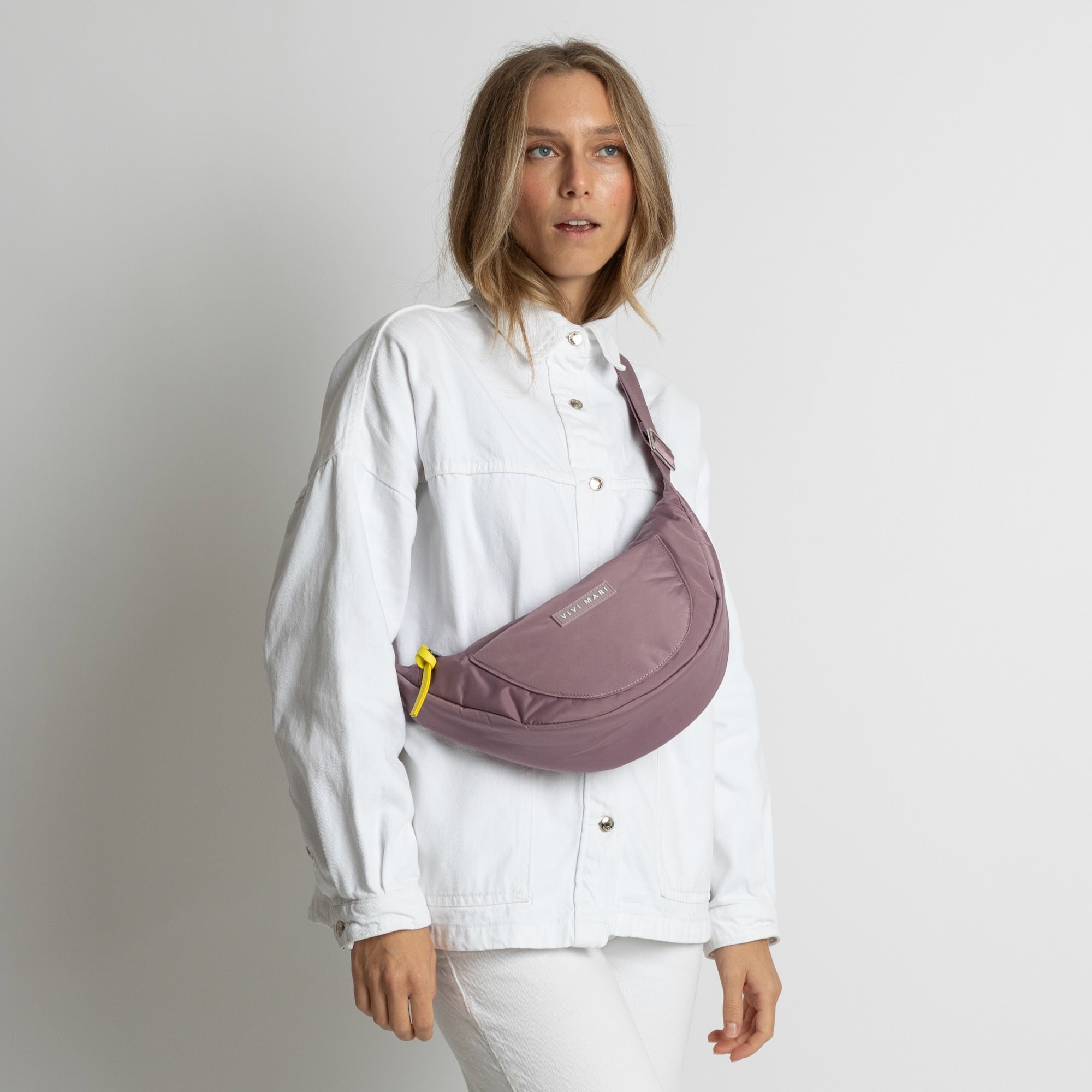 Padded Hip Bag medium - ash plum - VIVI MARI
