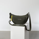 Padded Hip Bag medium - olive - VIVI MARI