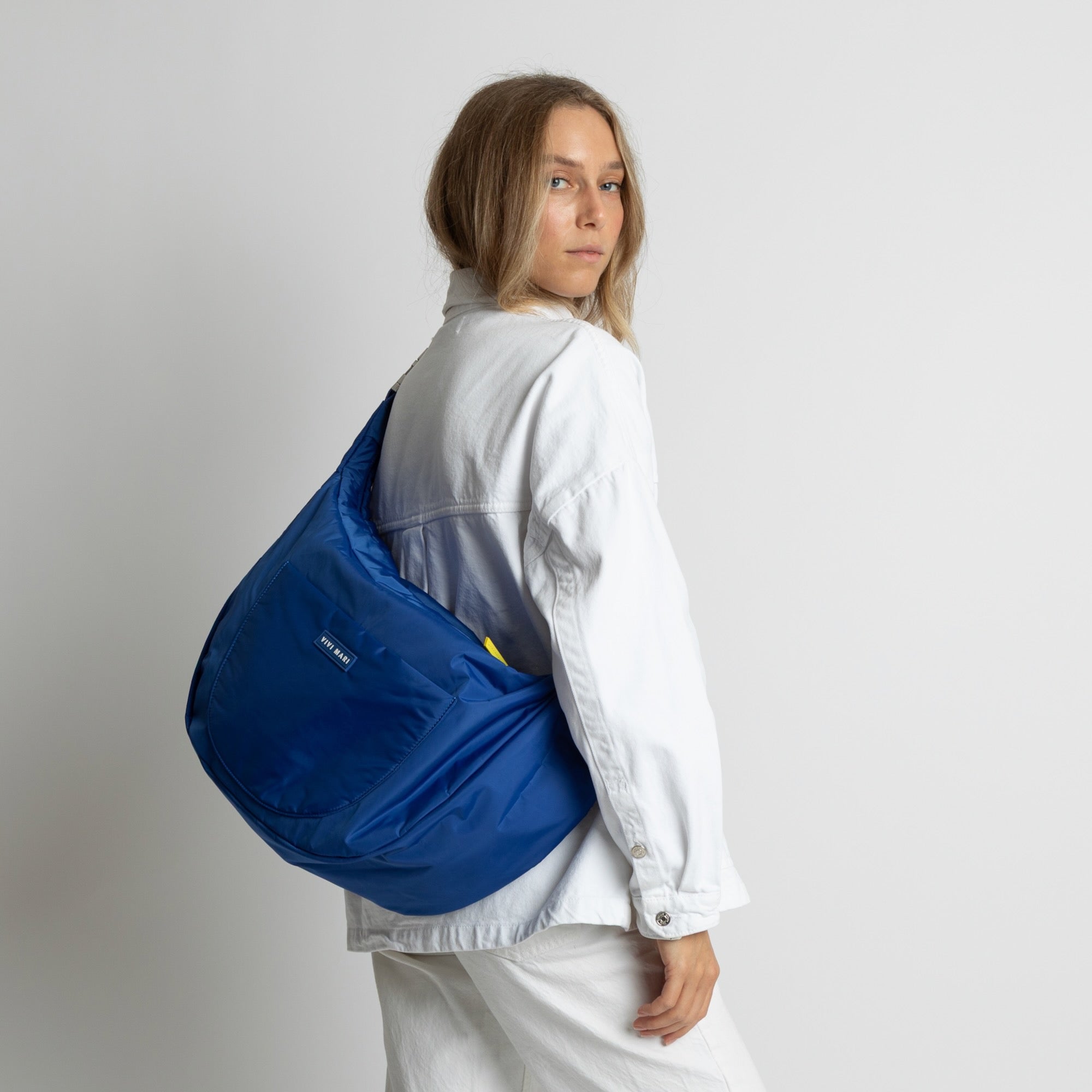 Padded Hip Bag oversized - blue - VIVI MARI