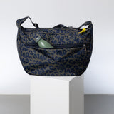 Padded Hip Bag oversized - leo splashes navy/olive - VIVI MARI