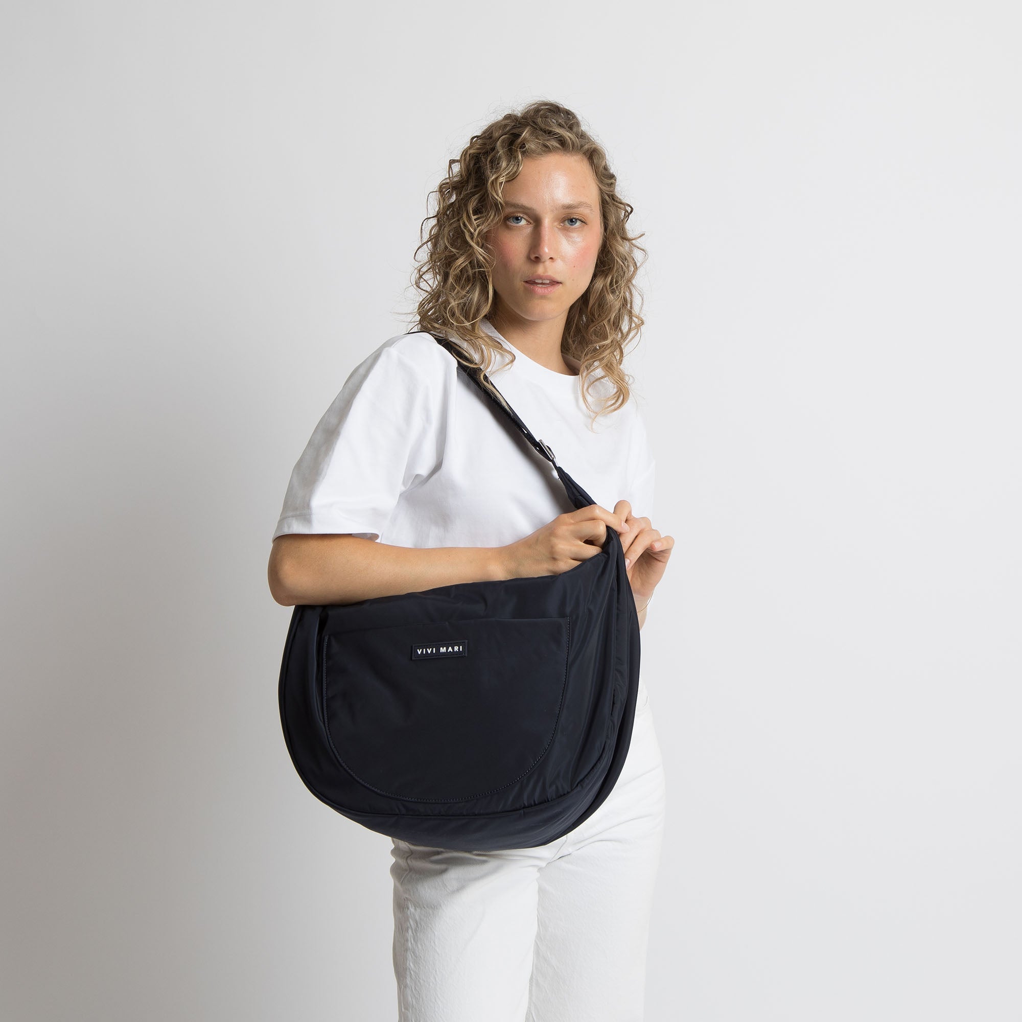 Padded Hip Bag oversized - navy - VIVI MARI