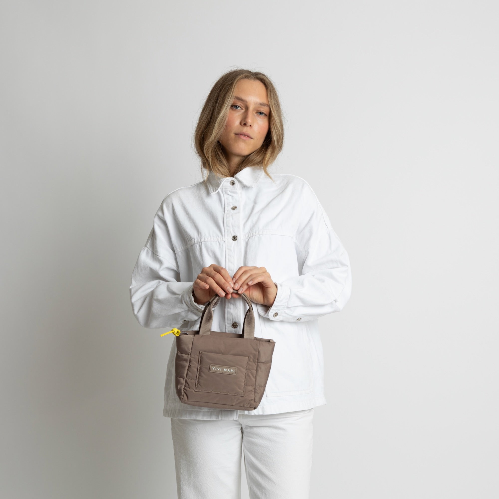 padded tote bag mini + strap basic woven slim - dark mushroom - VIVI MARI