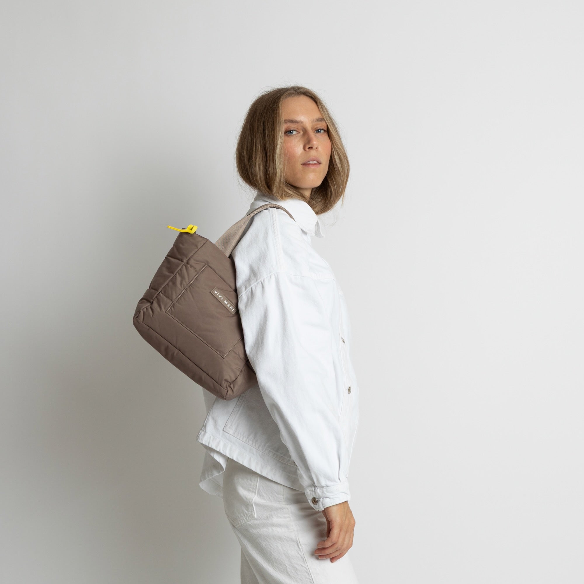 padded tote bag small + strap basic woven slim - dark mushroom - VIVI MARI