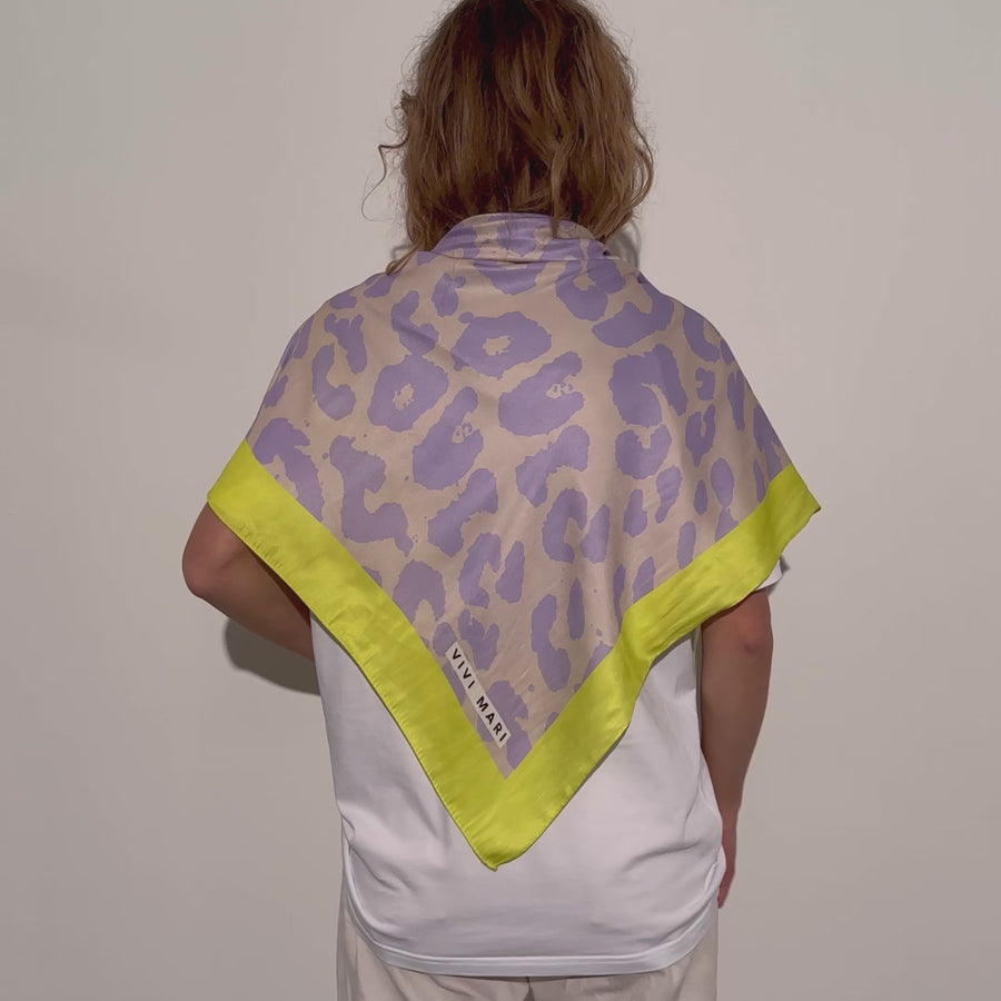 Scarf leo - lavender/grey