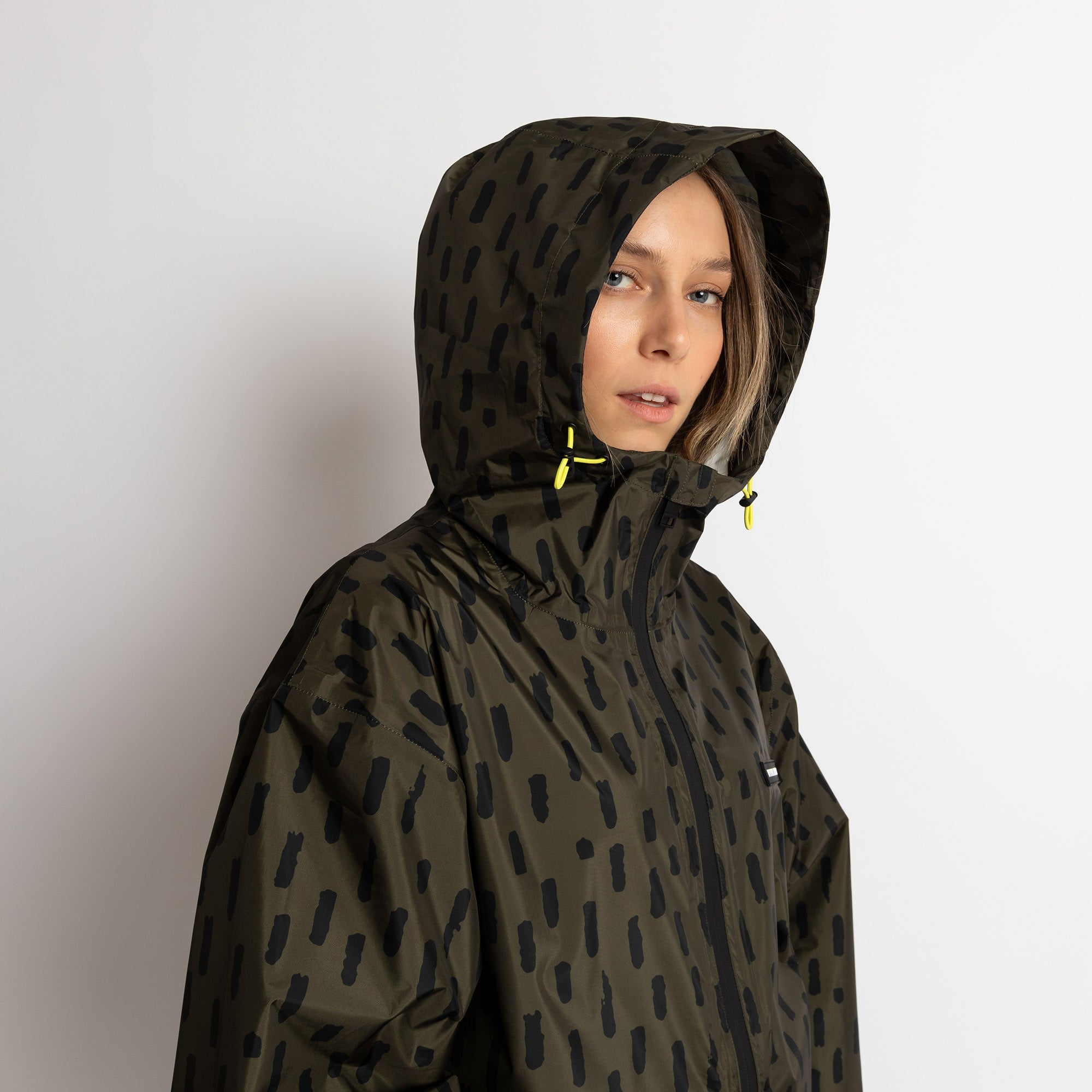 Rain Jacket drops olive/black - VIVI MARI