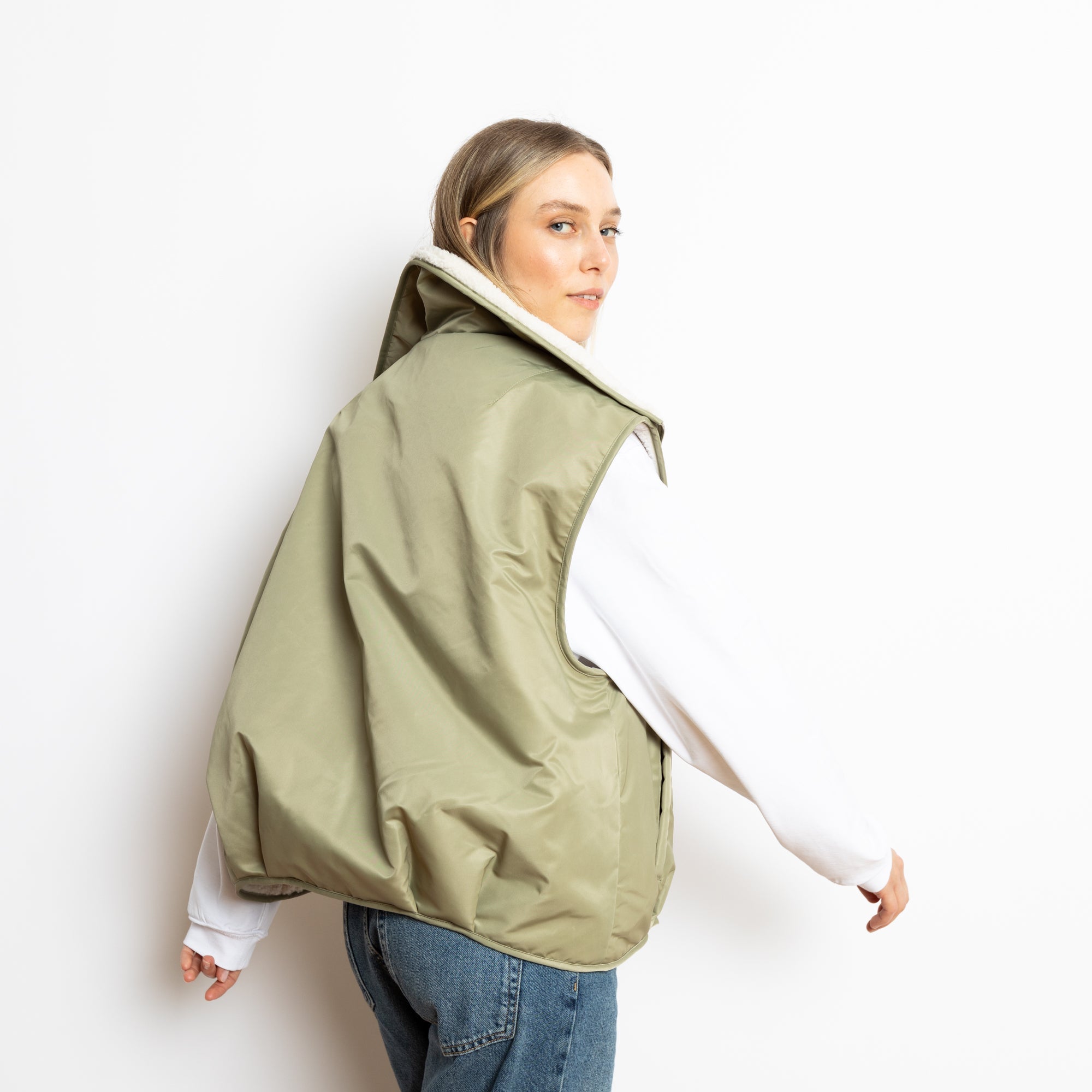 Reversible Bomber Vest pale olive sand VIVI MARI