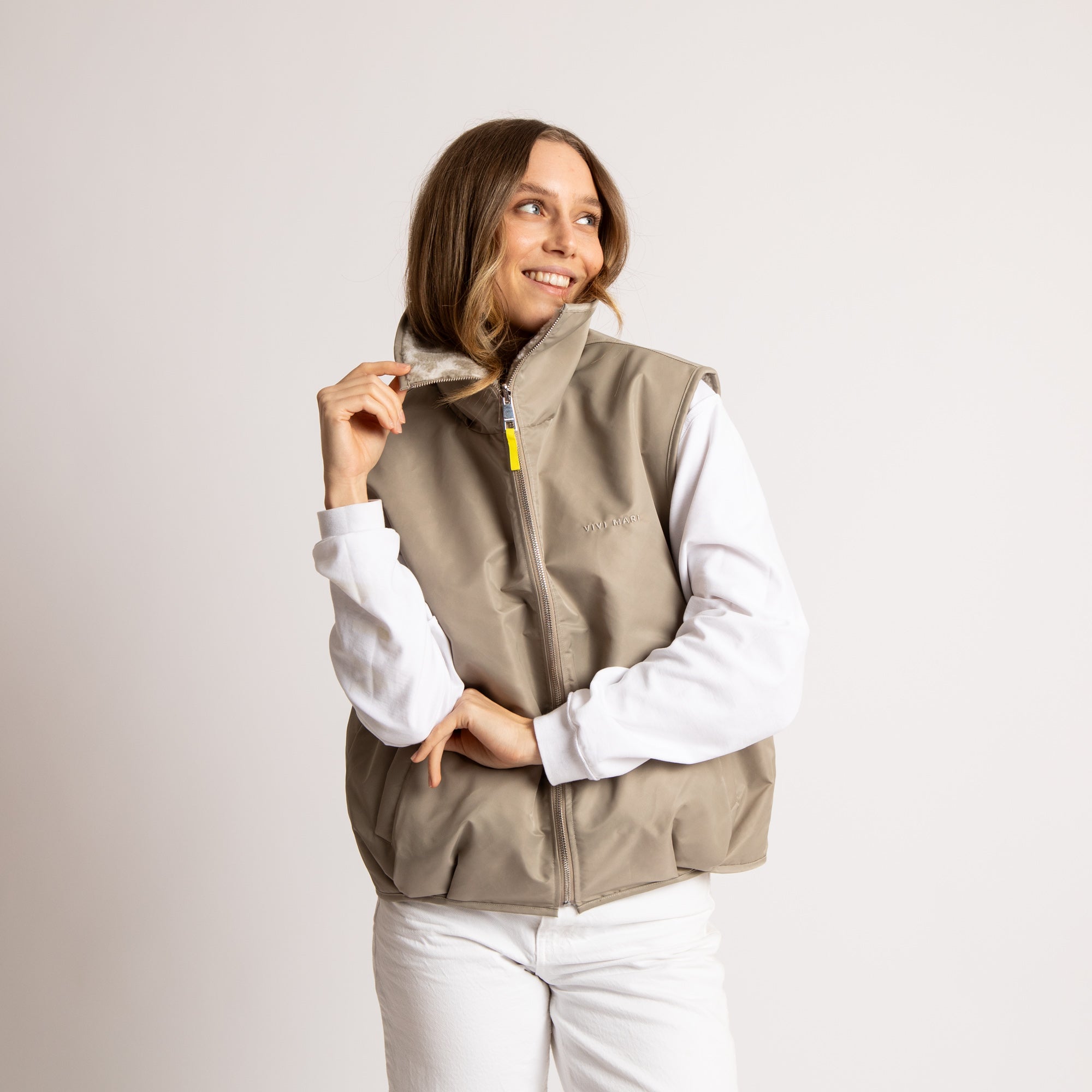 Reversible Bomber Vest - stone/leo sand - stone - VIVI MARI