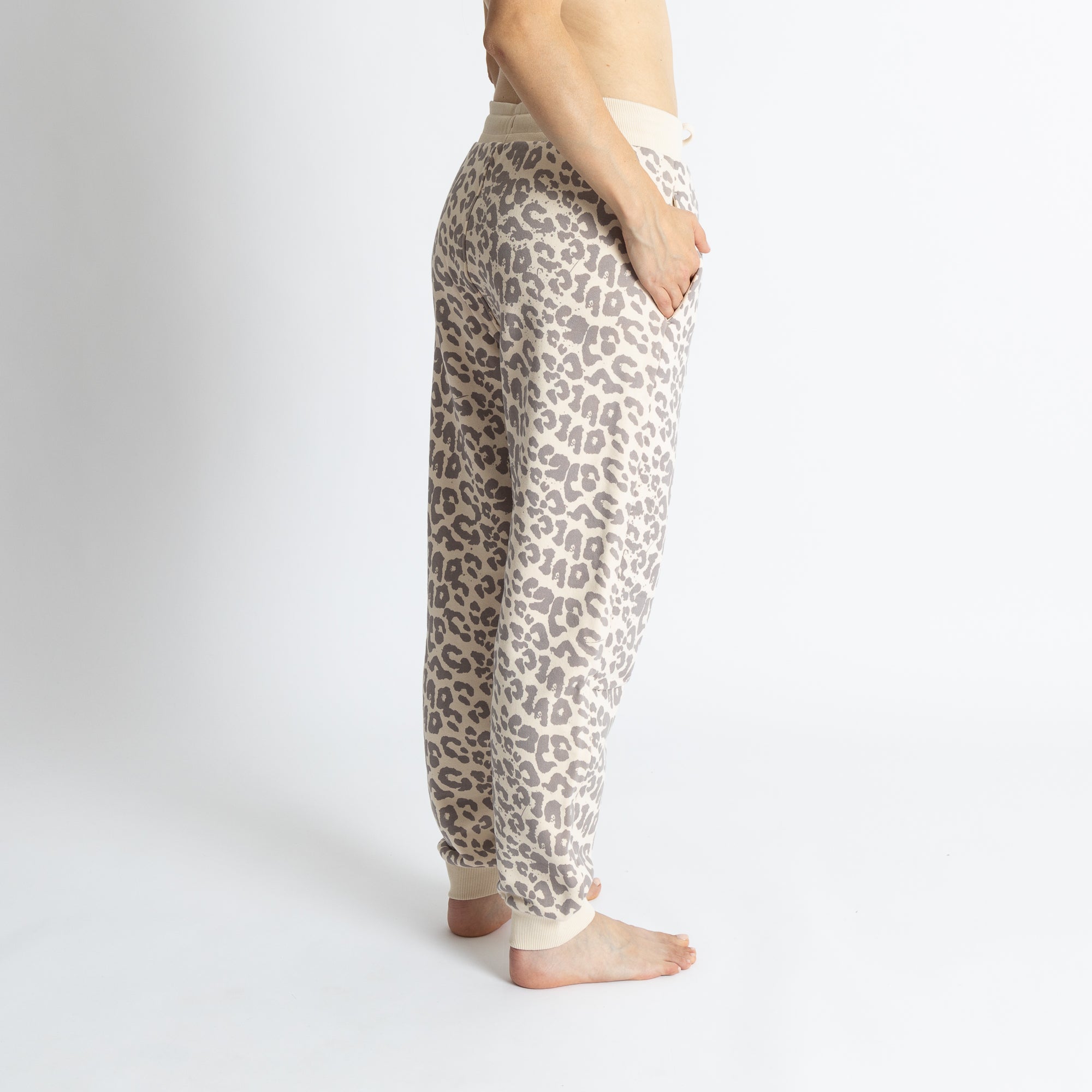 Sweat Pants - leo splashes grey/sand - VIVI MARI