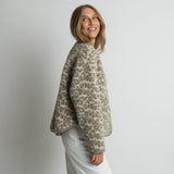 Teddy Fleece Jacket - leo splashes stone/sand - VIVI MARI