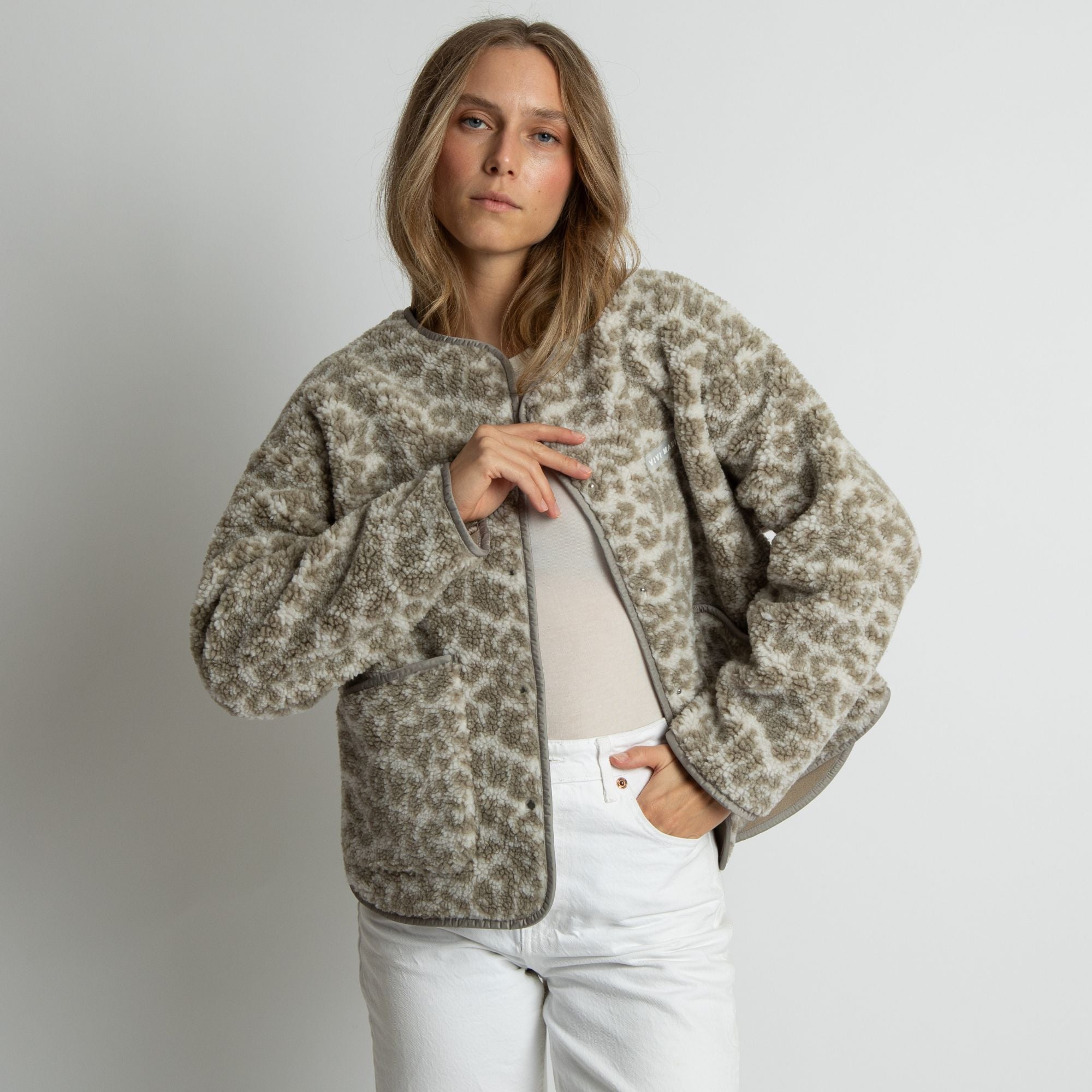 Teddy Fleece Jacket - leo splashes stone/sand - VIVI MARI
