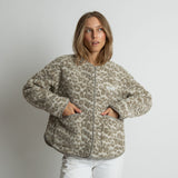 Teddy Fleece Jacket - leo splashes stone/sand - VIVI MARI