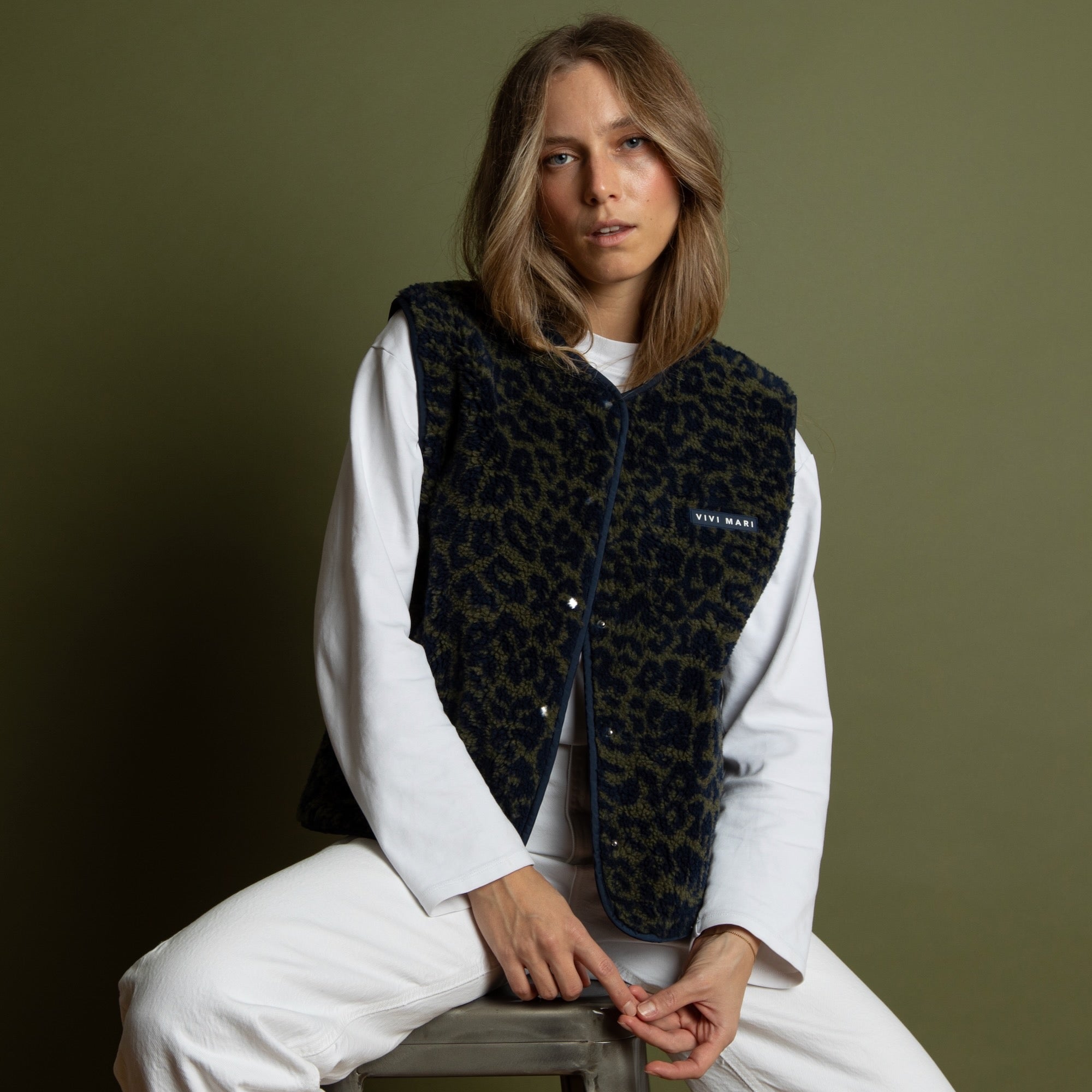 Teddy Fleece Vest - leo splashes navy/olive - VIVI MARI