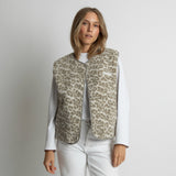 Teddy Fleece Vest - leo splashes stone/sand - VIVI MARI