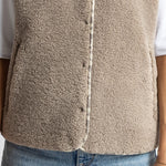 Teddy Fleece Vest - mushroom - VIVI MARI