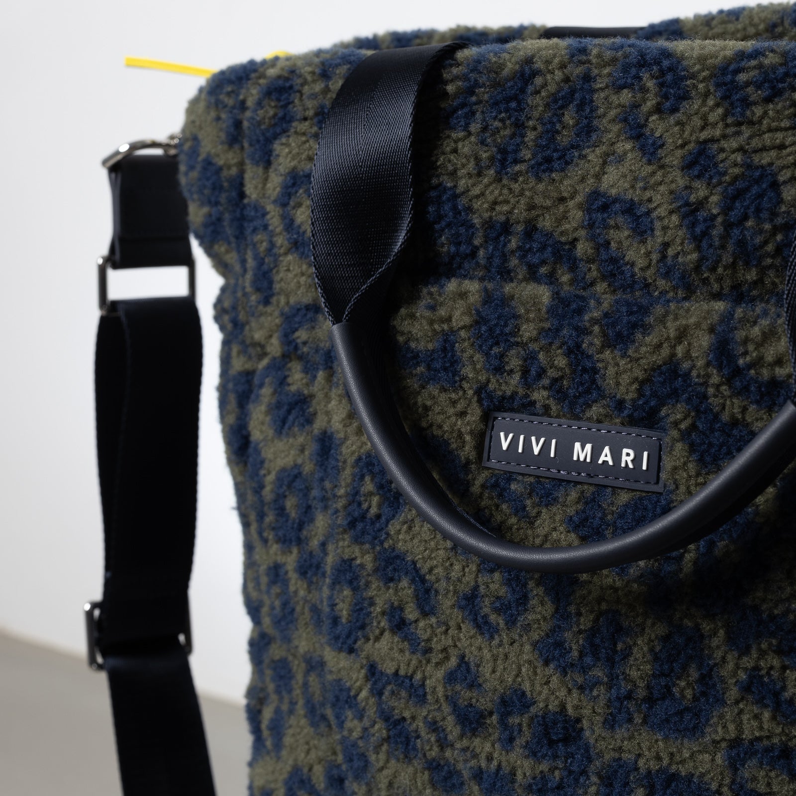 Teddy Tote Bag medium + strap basic woven slim - leo splashes navy/olive - VIVI MARI