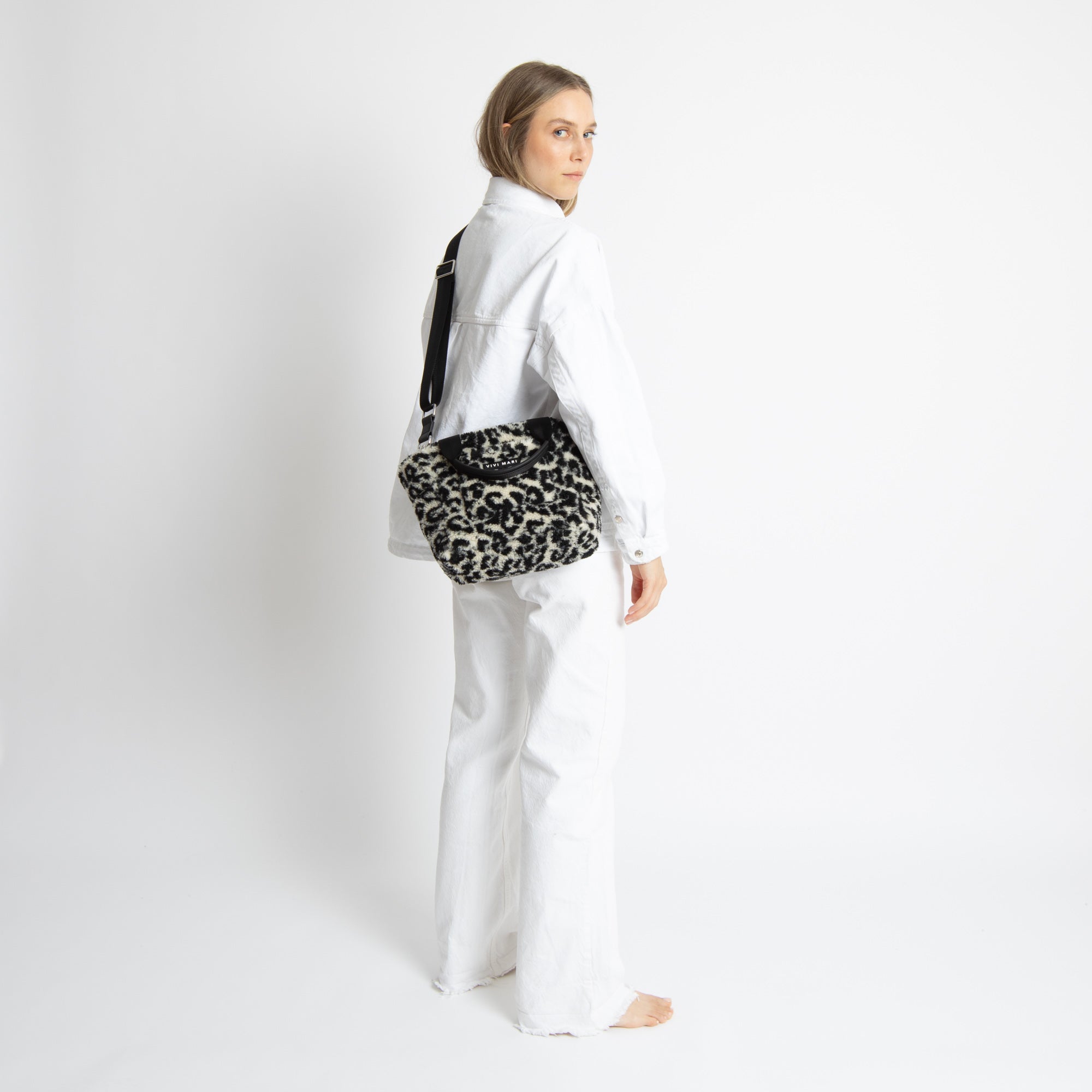 Teddy Tote Bag small + strap basic woven slim - leo splashes black/sand - VIVI MARI