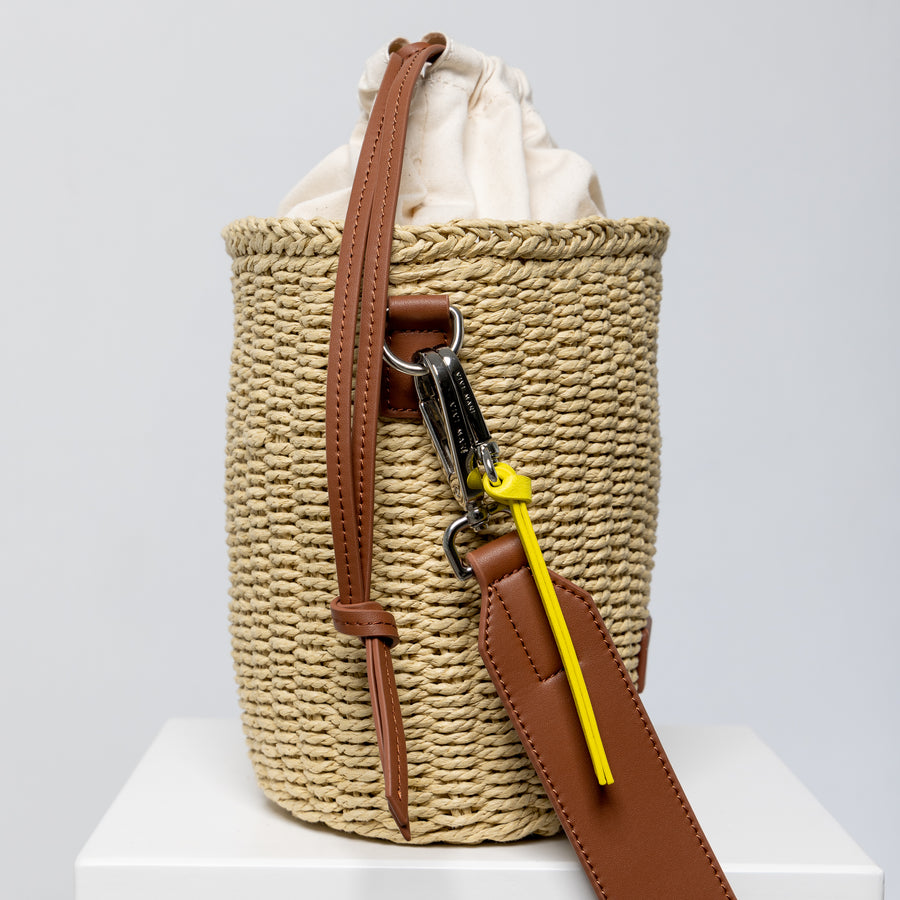 bucket bag straw + strap basic - tan