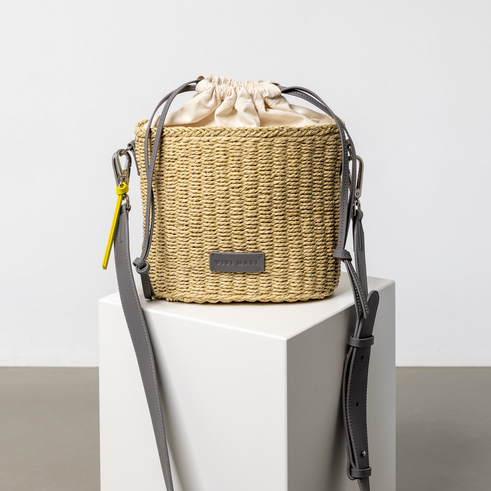 Bucket Bag Straw - taupe - VIVI MARI