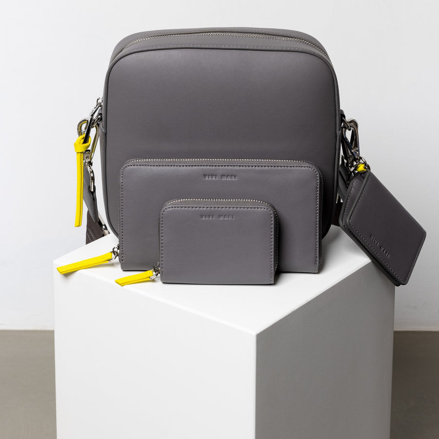 Continental Wallet - taupe - VIVI MARI