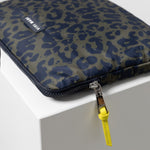 Padded Laptop Sleeve 13"/14" - leo splashes navy/olive - VIVI MARI