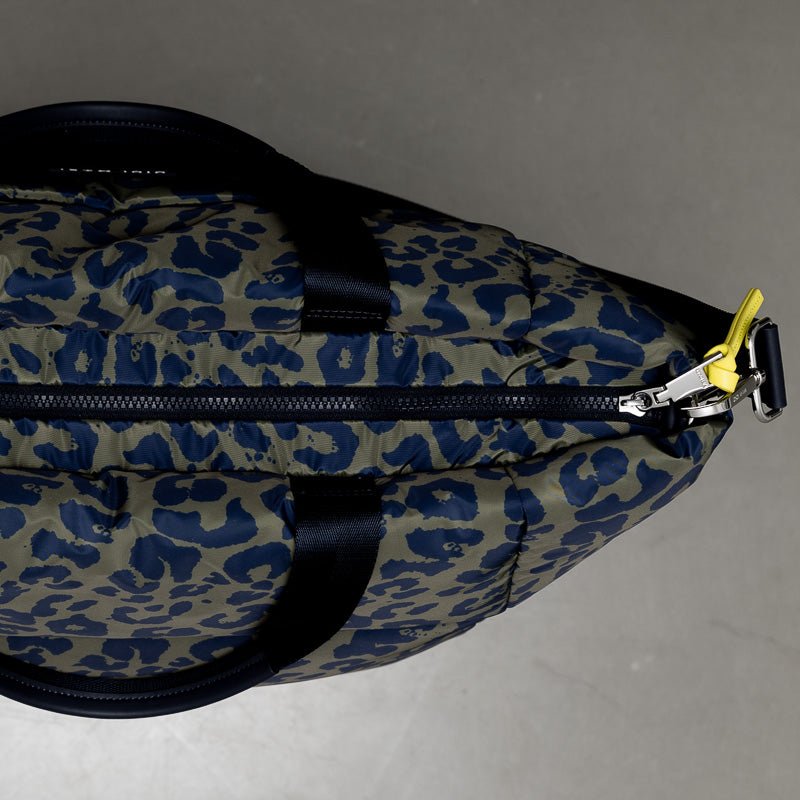 Large navy clearance bag