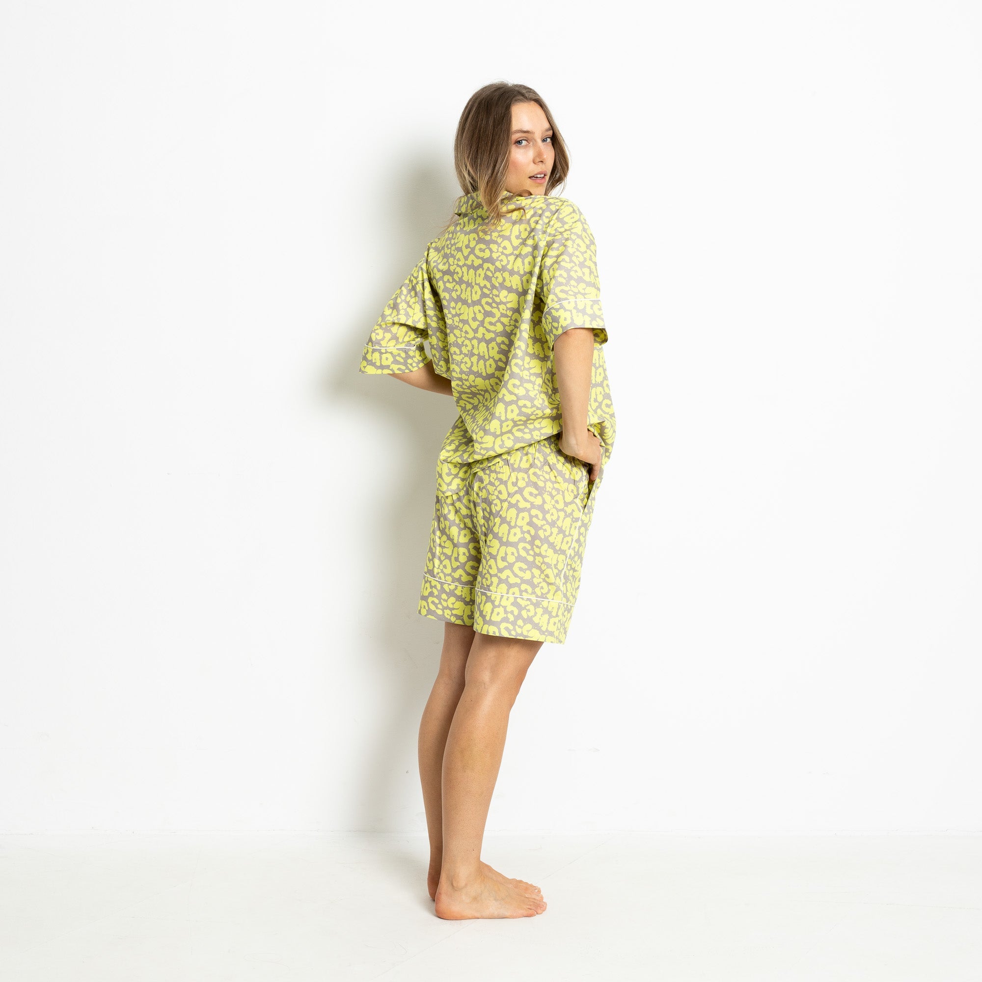 Pyjama Set (Shorts + Shirt short sleeve) - leo splashes yellow/grey - VIVI MARI