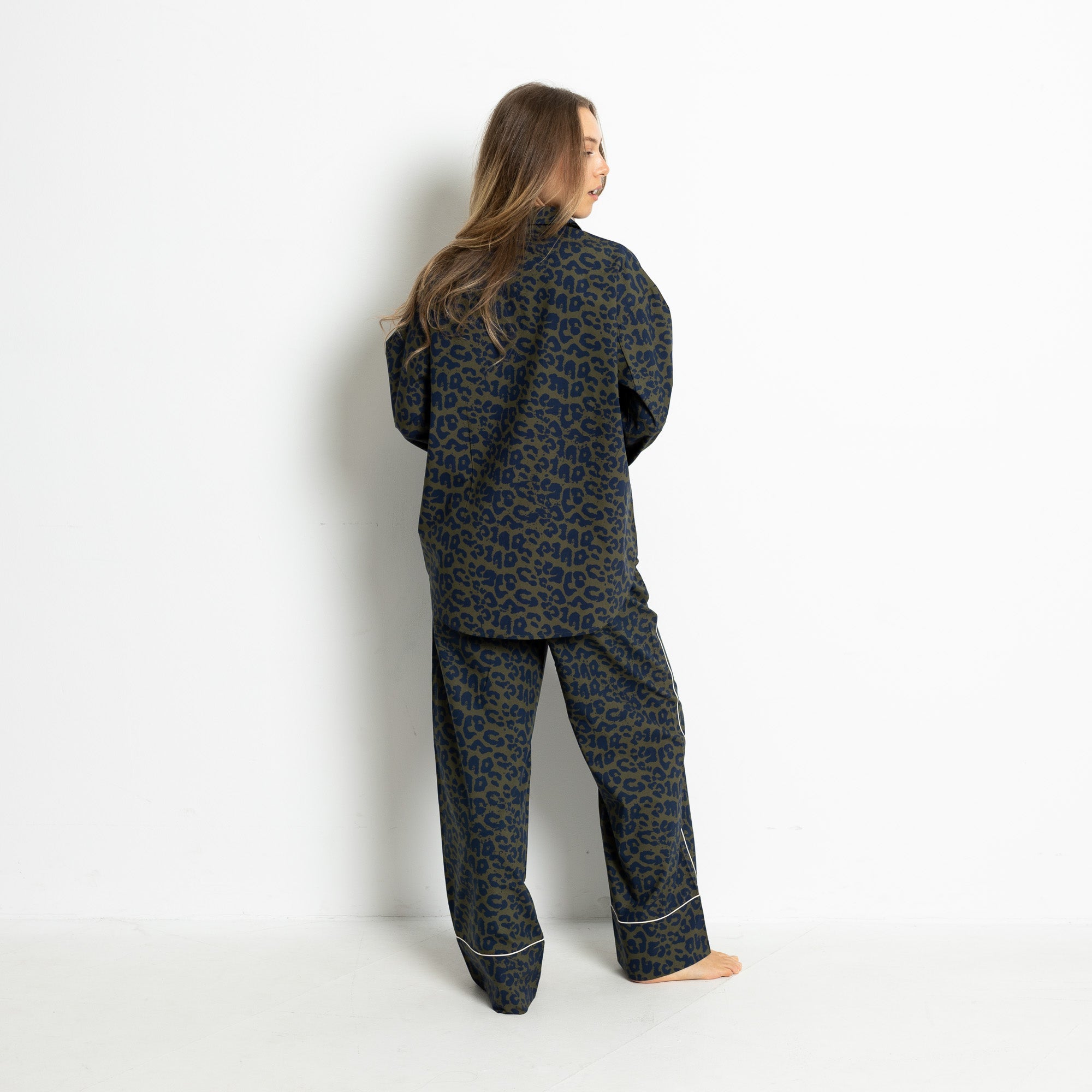 Pyjama Shirt long sleeve - leo splashes navy/olive - VIVI MARI