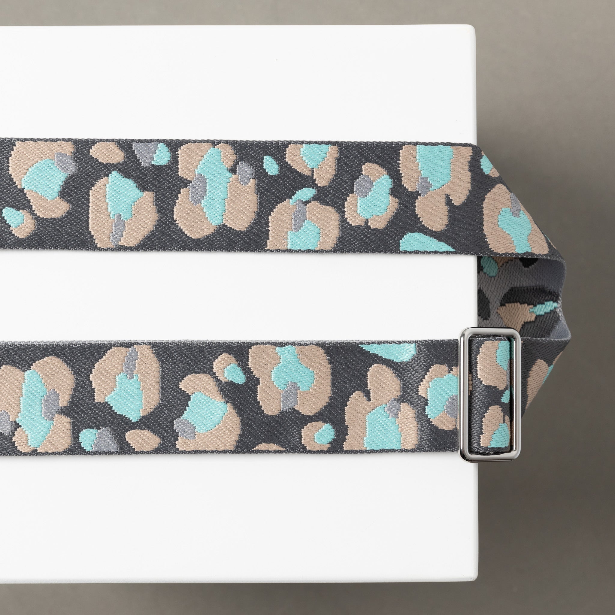 strap abstract leopard taupe/mint - taupe - VIVI MARI