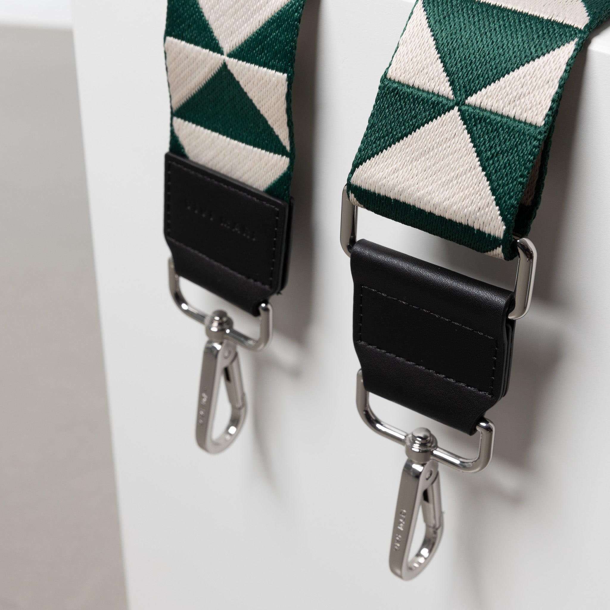 strap triangles green/sand - black - VIVI MARI