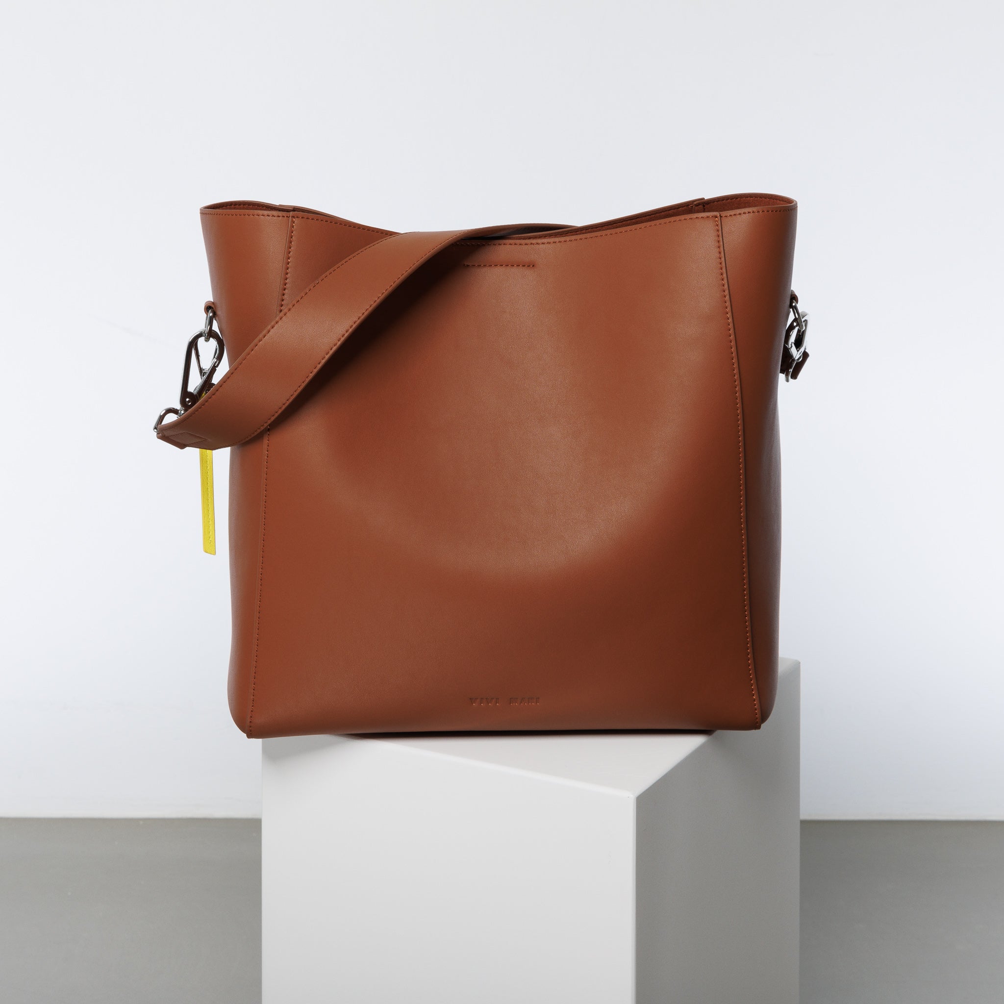 tote bag + strap basic classic - tan - VIVI MARI